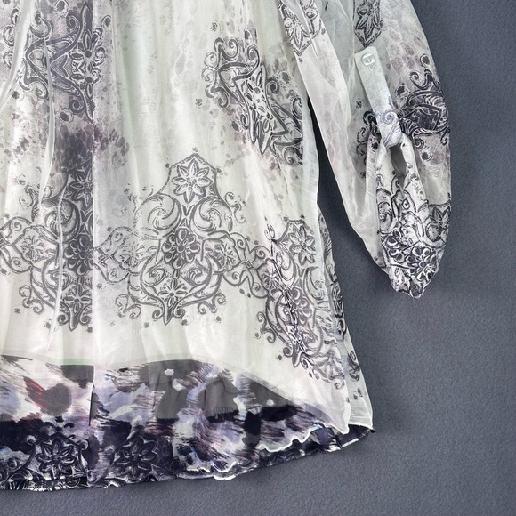 Whimsical Soft Sheer Silky Peasant‎ Blouse Floral 3/4 Sleeves Size L White Gray - Picture 6 of 11